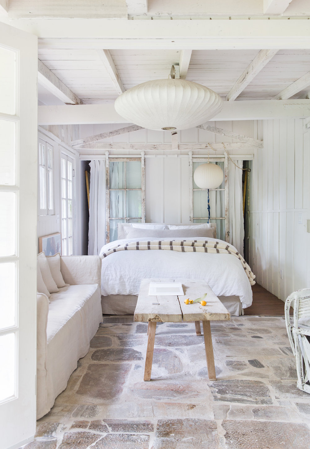 Aménagez votre intérieur en un chalet chaleureux et accueillant grâce à ces conseils indispensables